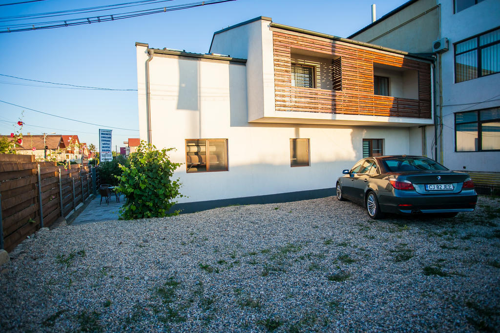 Pensiunea Sada Cluj-Napoca Exterior photo